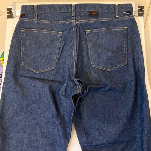 Aramark Men Durable Denim Straight Leg Jeans Size 36 x 34, Blue - Picture 9 of 10
